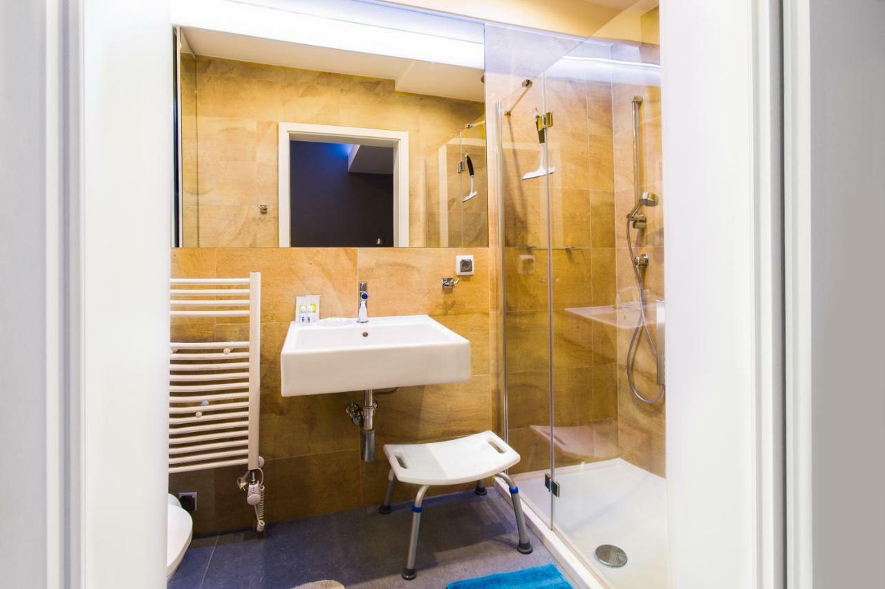 Apartament Blue I Grey Na Klifie Ustronie Morskie Exteriör bild